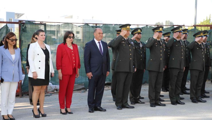 23 Nisan Ulusal Egemenlik ve Çocuk Bayramı nedeniyle Değirmenlik’te tören düzenlendi