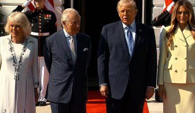 ABD Başkanı Trump, Beyaz Saray’da İngiltere Kralı 3. Charles’ı resmi törenle karşıladı