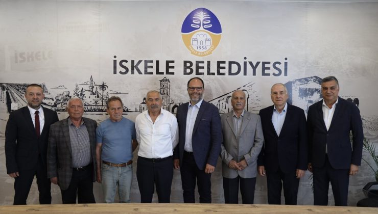 Kıbrıs Türk Belediye Başkanları Derneği’nden Sadıkoğlu’na ziyaret