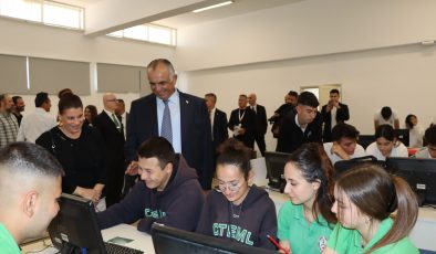 Çavuşoğlu: “Ülkeye her yıl bir meslek lisesi kazandıracağız”