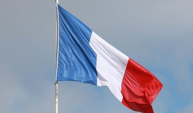 Fransa: “Macron Yunanistan’daki sözleriyle herhangi bir ülkeyi özellikle hedef almadı”