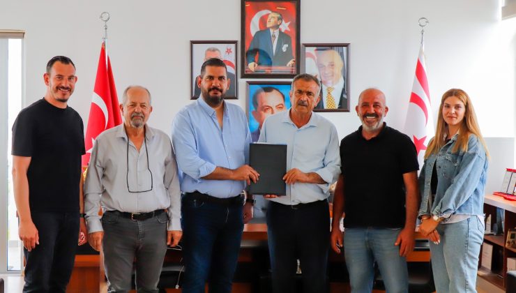 Gazimağusa’da kanalizasyon hatları yapım işleri ihalesinde imzalar atıldı