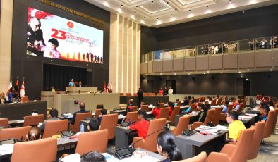 Genel Kurul koltuklarına bu kez çocuklar oturdu… Temsili Meclis, “Çocuk Hakları” gündemiyle toplandı