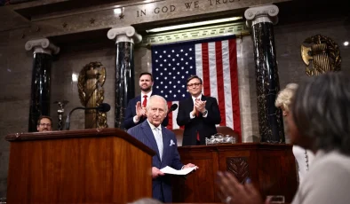 İngiltere Kralı 3. Charles, ortak oturumda ABD Kongresine hitap etti