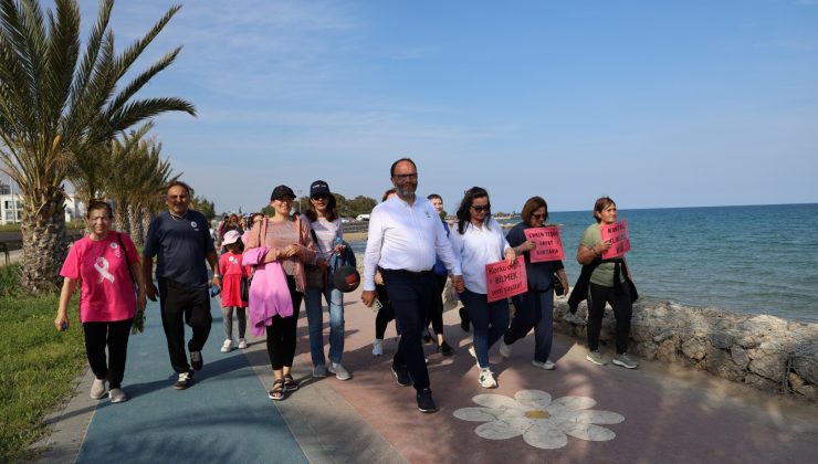 İskele’de kansere karşı farkındalık yürüyüşü düzenlendi