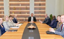 Cumhurbaşkanı Erhürman Lacroix’i kabul etti