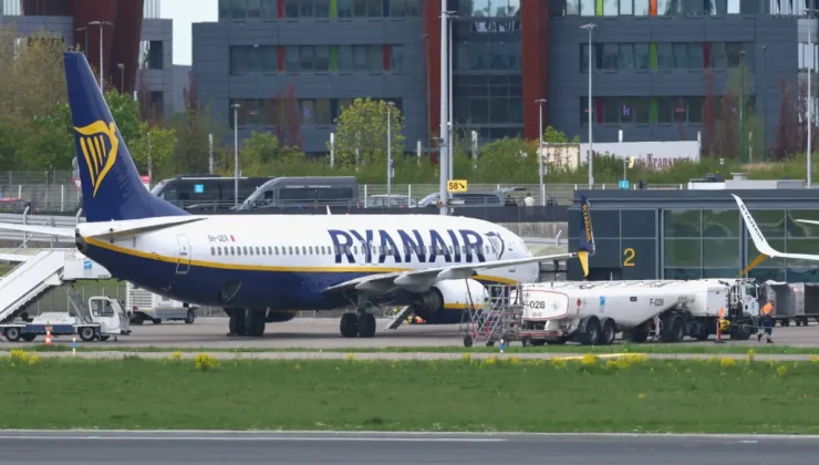 Marsilya’da sınır kontrol noktasındaki gecikmeler nedeniyle 83 yolcu uçağa binemedi