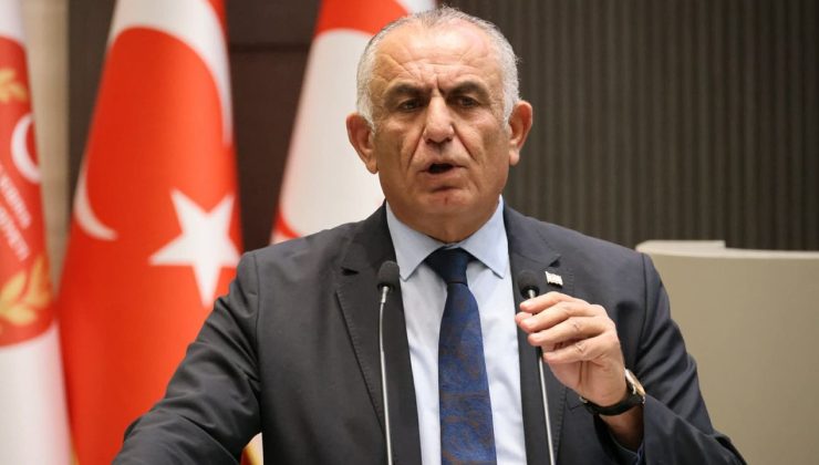 Çavuşoğlu: “GKRY’deki okullarda yürütülen ırkçı ve faşist propagandaları şiddetle kınıyorum”