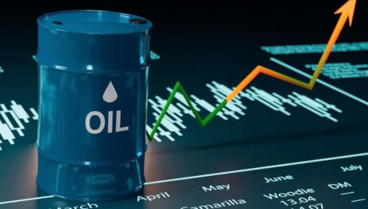 Petrol fiyatları, İran’a yönelik uzun süreli abluka endişeleriyle yüzde 5’ten fazla arttı
