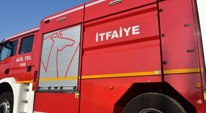 Seyir halindeki tır dorsesinde yangın…