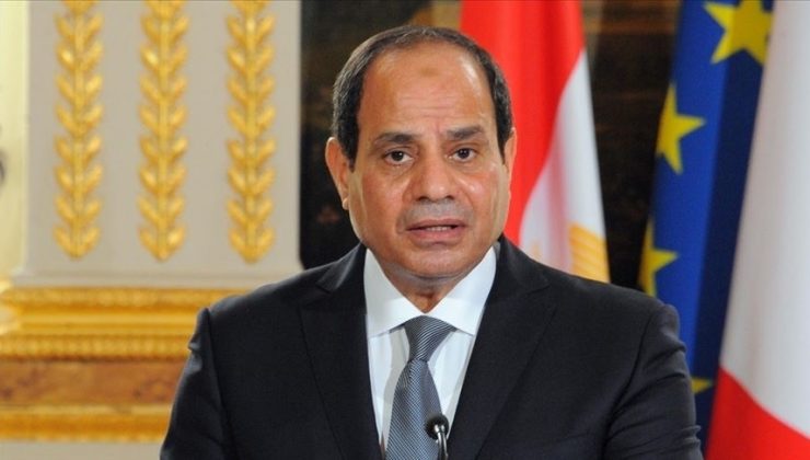 Sisi, Orta Doğu’yu yeniden şekillendirmeye yönelik girişimler olduğunu söyledi