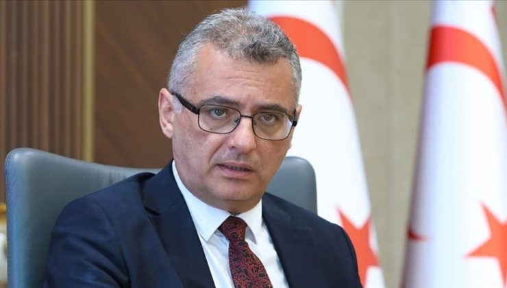 Cumhurbaşkanı Erhürman Güney Kıbrıs’ta bayrak yakılmasını kınadı