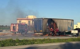 TIR dorsesi kül oldu