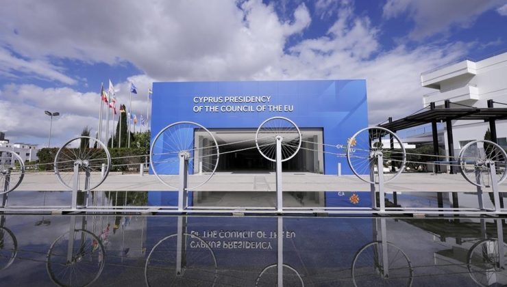 Yunanistan, İtalya, Malta ve GKRY, Orta Doğu’dan olası göç akınına karşı iş birliği kararı aldı