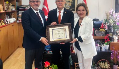 Zaimağaoğlu, TDK Başkanı Mert ile AÖA Başkanı Konedralı ile görüştü