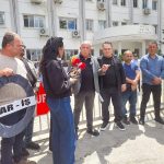 Kar-İş’ten Maliye Bakanlığı önünde eylem… Berova’nın daveti üzerine toplantı yapıldı, uzlaşıya varıldı