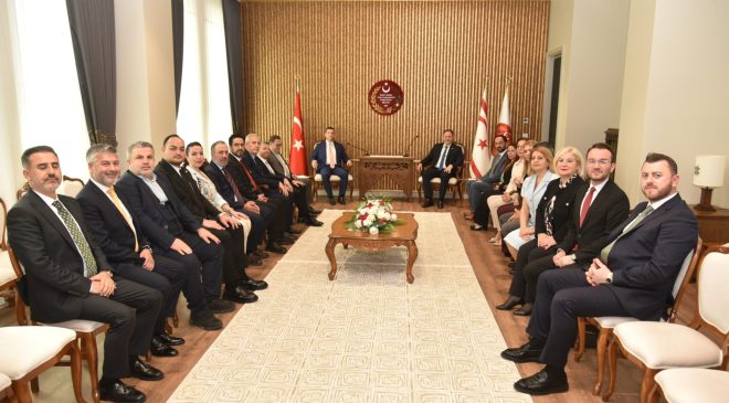 Öztürkler, DEİK Türkiye-KKTC İş Konseyi Başkanı ve beraberindeki heyeti kabul etti