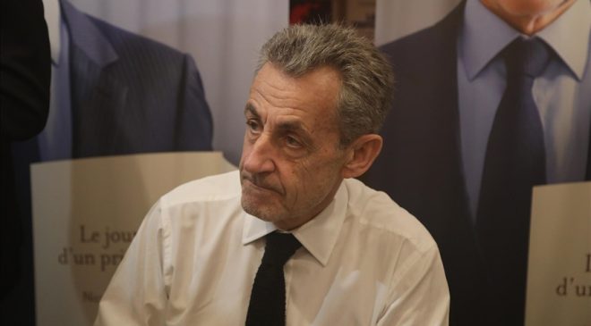 Fransa’da “Libya davası”nda eski Cumhurbaşkanı Sarkozy hakkında 7 yıl hapis talebi