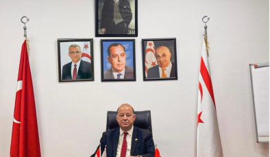 Dinçyürek ,  Dr. Turgut Küçük için taziye mesajı yayımladı