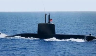 Türk Deniz Kuvvetleri denizaltısı ve hücumbotu halkın ziyaretine açılacak