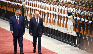Putin, Trump’ın Pekin ziyareti sonrası Çin’de… Şi ile bir araya geldi