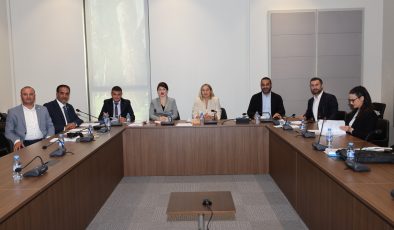 Konut Edindirme  Yasası Meclis Komitesinde Yeniden Görüşülmeye Başlandı
