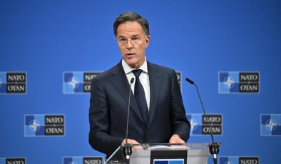 NATO Genel Sekreteri Rutte, Trump’ın Polonya’ya İlave Asker Kararını Memnuniyetle Karşıladı