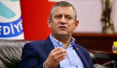 Özgür Özel, CHP’li Büyükşehir Belediye Başkanlarıyla Görüştü