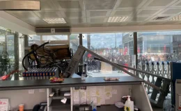 Polis Ekipleri Mahkeme Kararıyla CHP Genel Merkezi’ne Girdi