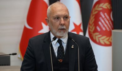 Akpınar "Hükümet süreci sadece izlemektedir"
                                            2026-05-12 21:07:00