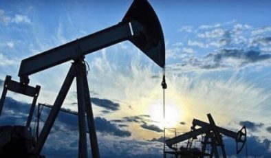 Brent petrolün varil fiyatı 100 doların altına geriledi