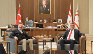 Erhürman, Hisarcıklıoğlu’nu kabul etti
