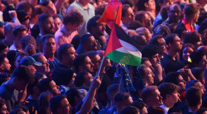 Eurovision’da 70 yılın en büyük krizi: İsrail sahnedeyken “soykırımı durdurun” sesleri yükseldi