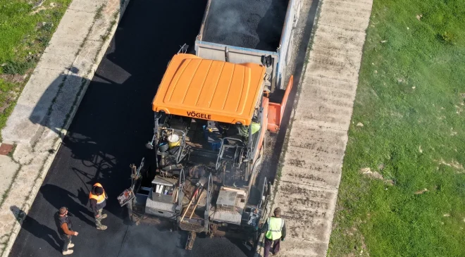 Gazimağusa Belediyesi’nin 2. etap asfalt çalışmaları Tuzla ve Mutluyaka’da devam ediyor