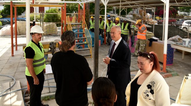 Hasipoğlu, tadilatı devam eden Otizm Merkezi’nde incelemelerde bulundu
