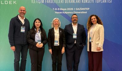 İletişim fakültelerinden dekan ve temsilciler İLDEK toplantısında