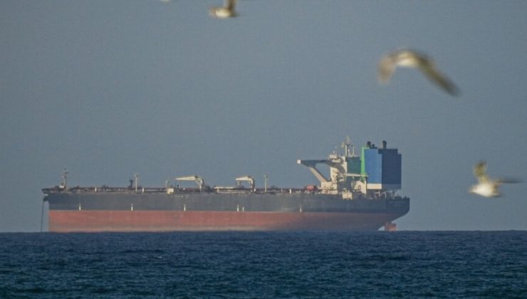 İran’a ait ham petrol tankeri ABD ablukasını kırarak Uzak Doğu’ya ulaştı