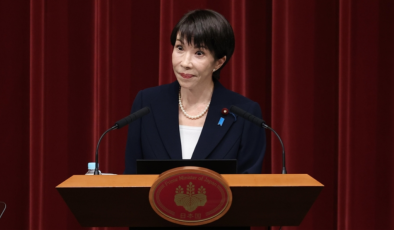 Japonya Başbakanı Takaiçi’den Anayasa’nın günün koşullarına göre güncellenmesi gerektiği mesajı…