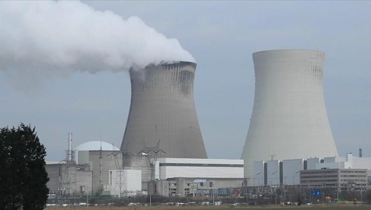 Japonya’daki nükleer reaktör, türbin yakınında buhar kaçağı nedeniyle faaliyetlerini askıya aldı