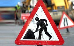 Mehmetçik’te yol bakım çalışması… Ulaşım Pamuklu-Mehmetçik Dörtyol Kavşağı üzerinden sağlanıyor