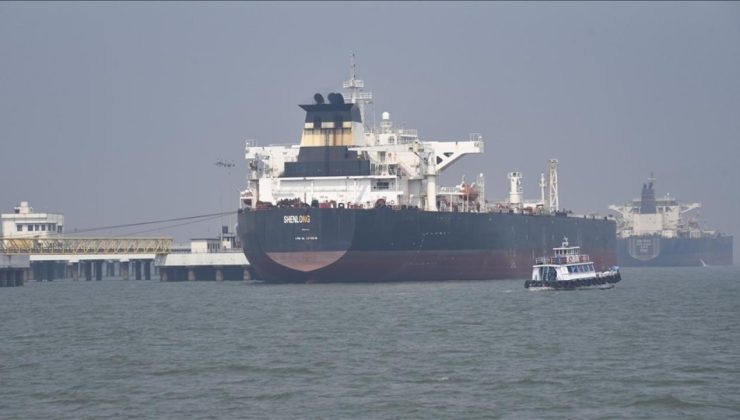 Pakistan, ABD’nin el koyduğu gemilerdeki denizciler için Singapur’dan destek istedi