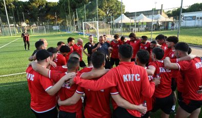 KKTC A Milli Futbol Takımı, CONIFA Avrupa Futbol Şampiyonası İçin Como’ya Ulaştı
