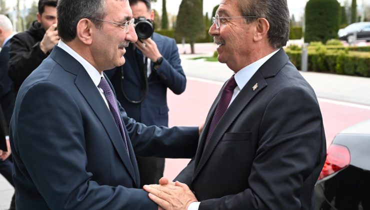 Başbakan Ünal Üstel, Ankara’da Cevdet Yılmaz ve Yaşar Güler ile Bir Araya Geldi