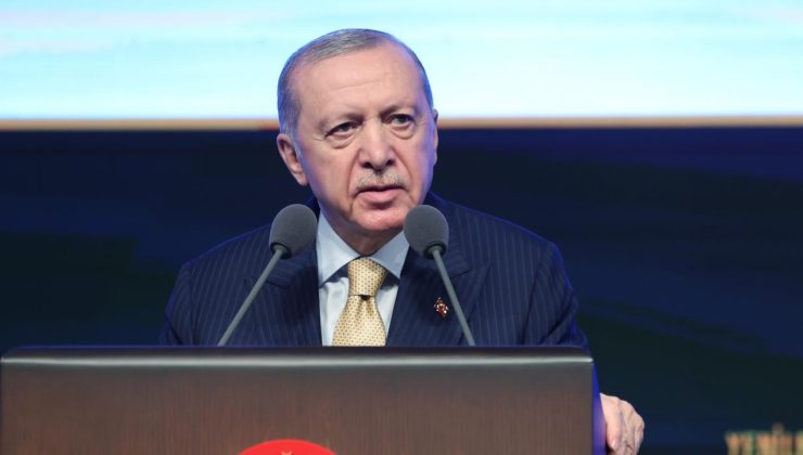“Yaşananlar ana muhalefet partisinin iç meselesi. Bizi ilgilendirmez, güvenli takip mesafesinden izlemekle yetiniyoruz”