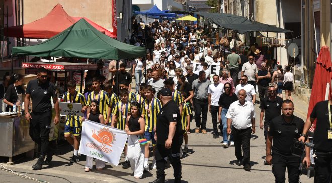Lefke’de Geleneksel Ceviz Festivali Coşkusu16. Kez Kapılarını Açtı