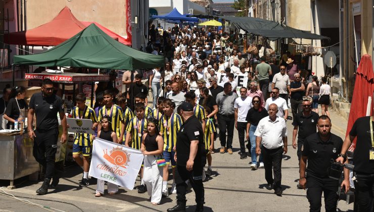 Lefke’de Geleneksel Ceviz Festivali Coşkusu16. Kez Kapılarını Açtı