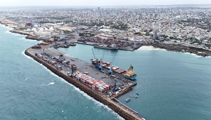 İlk doğrudan kargo seferi Mogadişu’ya ulaştı