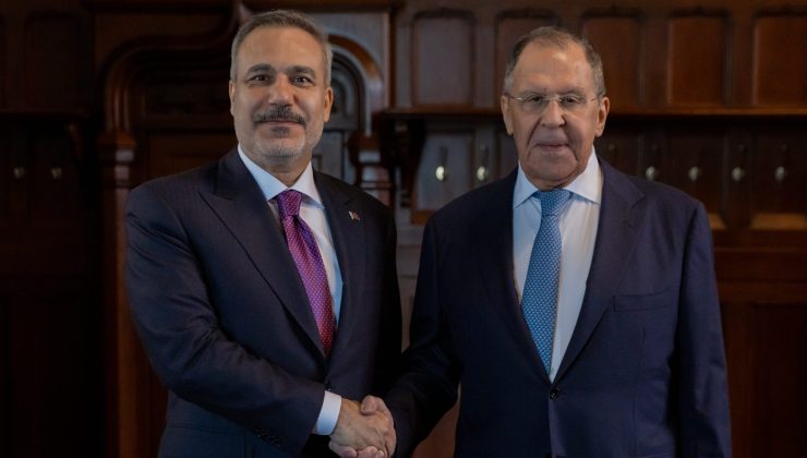 “Hürmüz Boğazı’nın kesintisiz geçişe açık tutulması hayati önem taşıyor”
