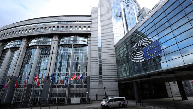 Avrupa Parlamentosu, AB-ABD Ticaret Anlaşmasını Onayladı