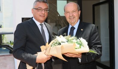 Cumhurbaşkanı Erhürman’dan eski cumhurbaşkanlarına nezaket ziyareti